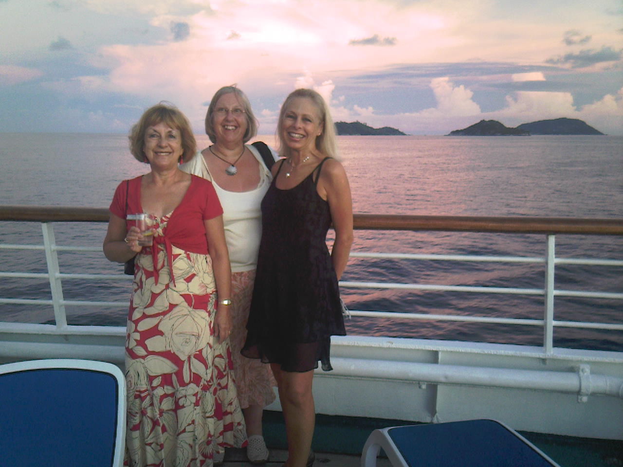 Lyn, Ann & Gabrielle